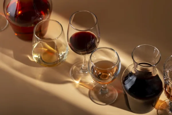 Domowy wyrób win. Jak przygotować wino z mirabelek?